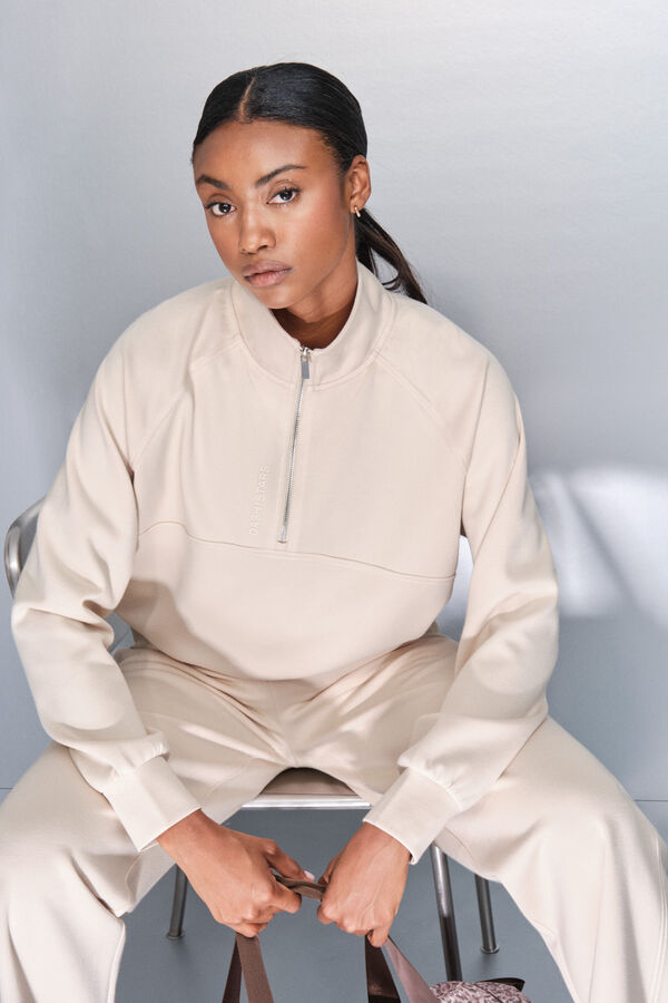 Dash and Stars Sudadera cuello cremallera beige nude