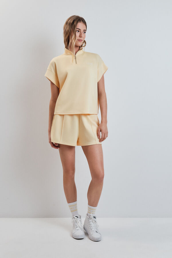 Dash and Stars Sudadera manga corta viscosa suave amarilla estampado