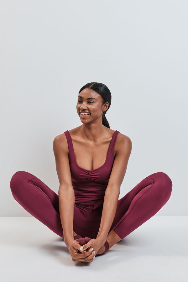 Dash and Stars Top deportivo SOFT MOVE granate rojo