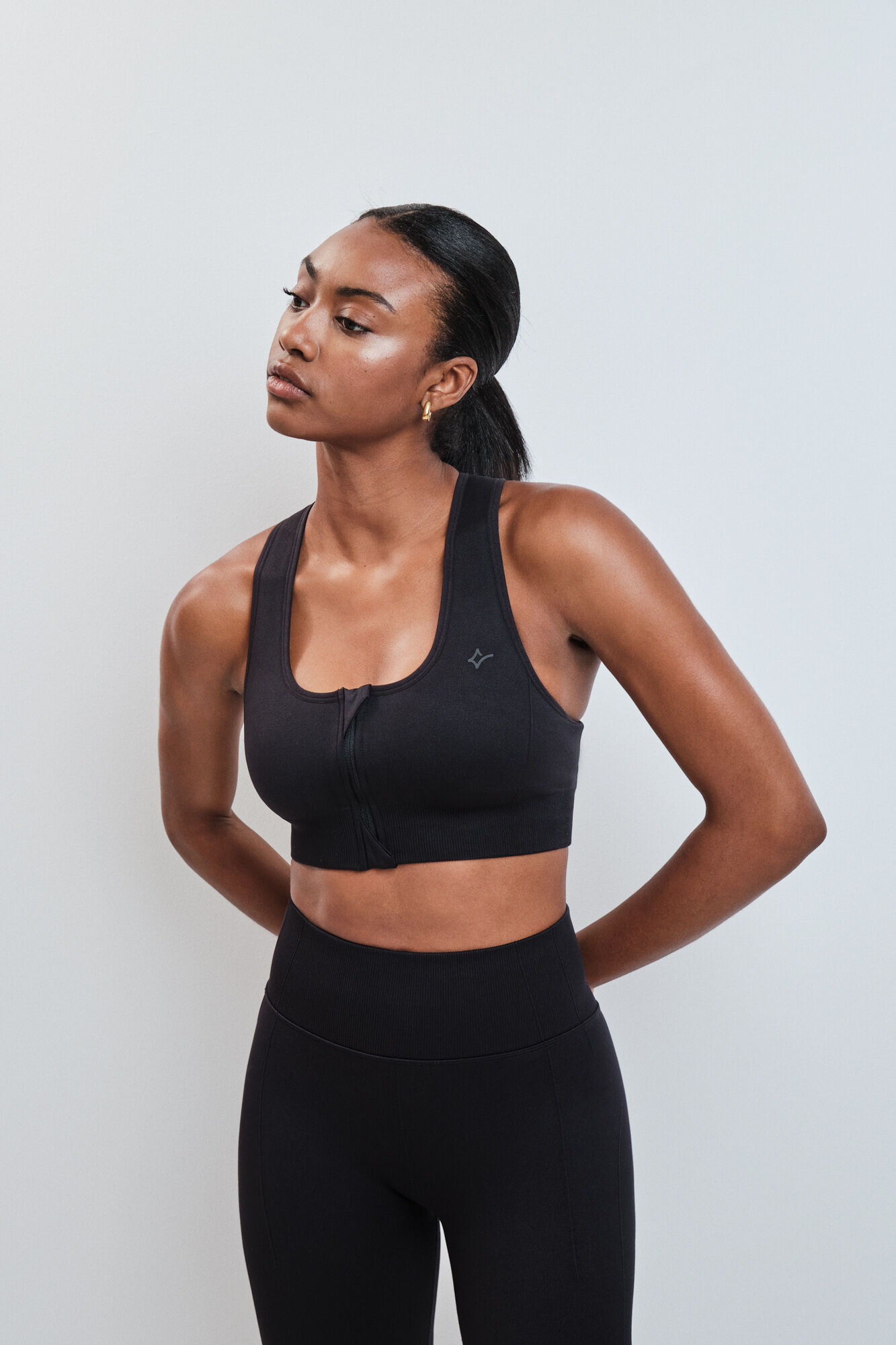 Dash and Stars Sujetador deportivo negro cremallera SEAMLESS FIT