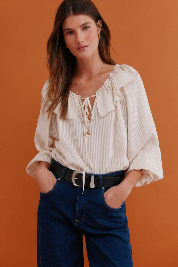 Hoss Intropia Cassandra. Blusa rom&aacute;ntica Marfil