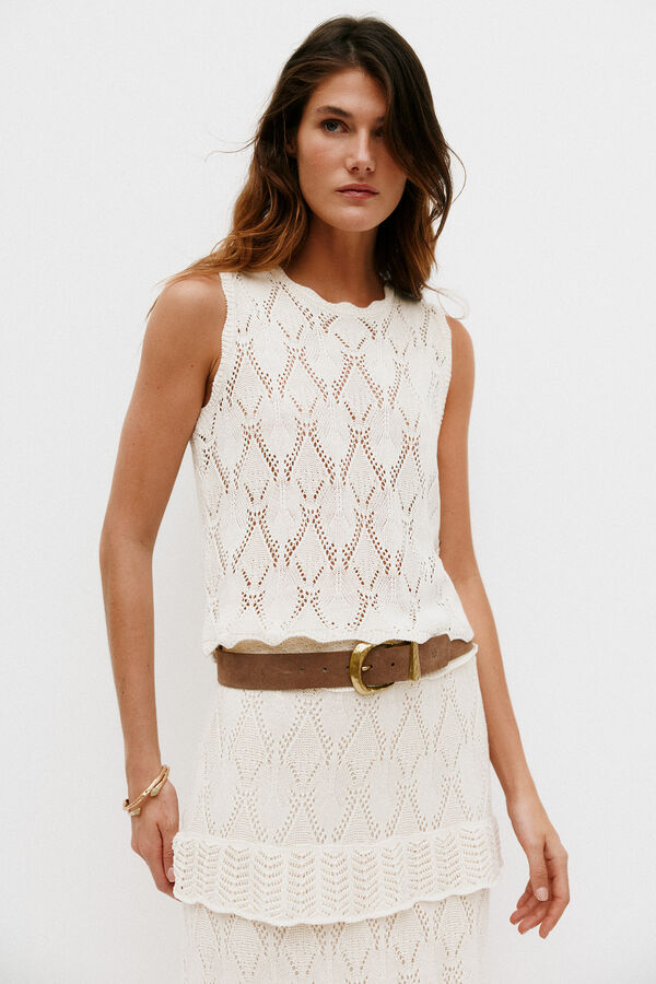 Hoss Intropia Norma. Top con volante Beige