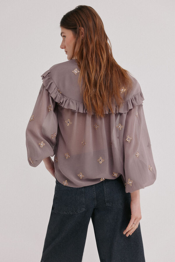 Hoss Intropia C&oacute;sima. Blusa bordada Morado