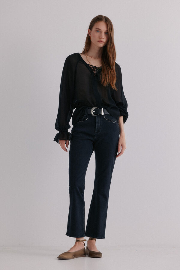 Hoss Intropia Cl&eacute;mence. Blusa con cierre cruzado Negro