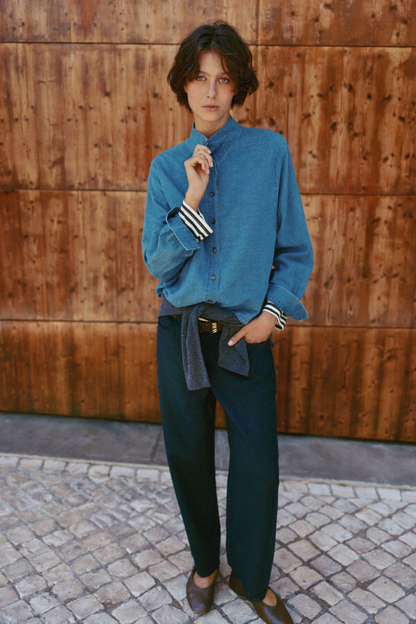 Hoss Intropia Coria. Camisa denim Azul marino