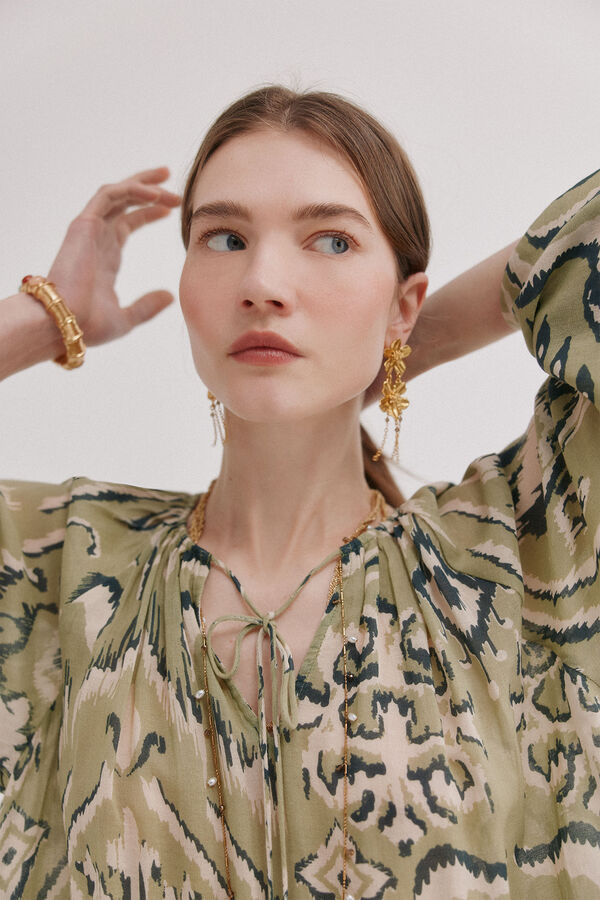 Hoss Intropia Camer&oacute;n. Blusa estampada Kaki