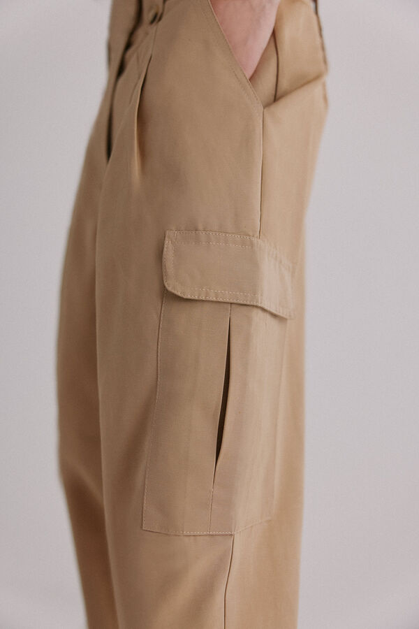 Hoss Intropia Piera. Pantal&oacute;n cargo Marfil