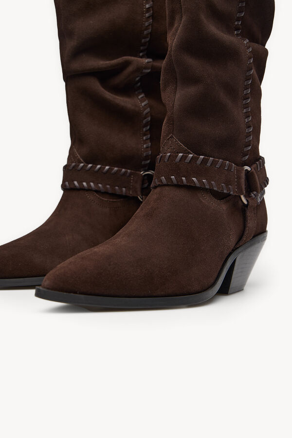 Hoss Intropia Maialen. Botas de serraje Marron oscuro