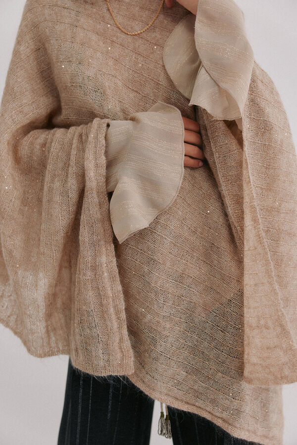 Hoss Intropia N&auml;elle. Capa tricot Beige