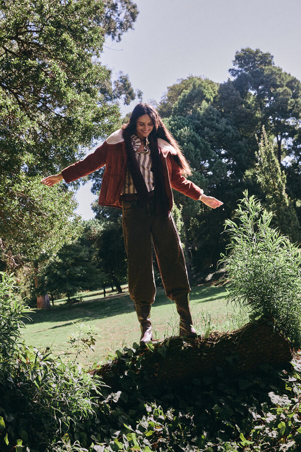 Hoss Intropia Beth. Vaqueros efecto lavado Marron