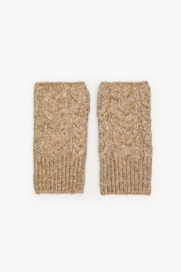 Hoss Intropia Nubia. Mitones punto Beige