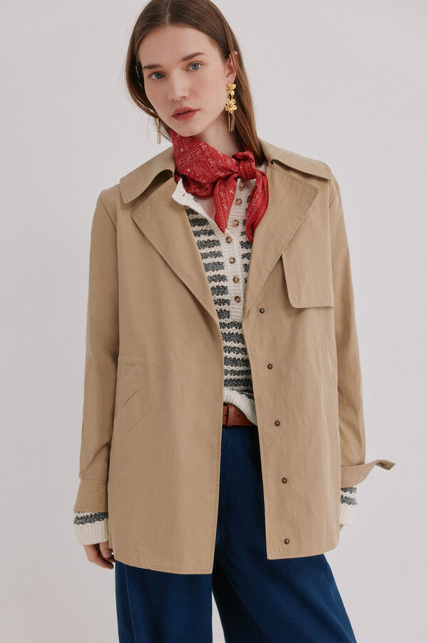 Hoss Intropia Dahlia. Deportiva corta Beige