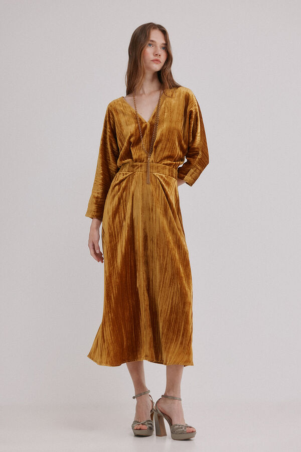 Hoss Intropia Alma. Vestido de terciopelo Dorado