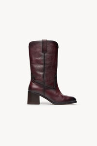 Hoss Intropia Nadia. Bota de piel con bordados de flores