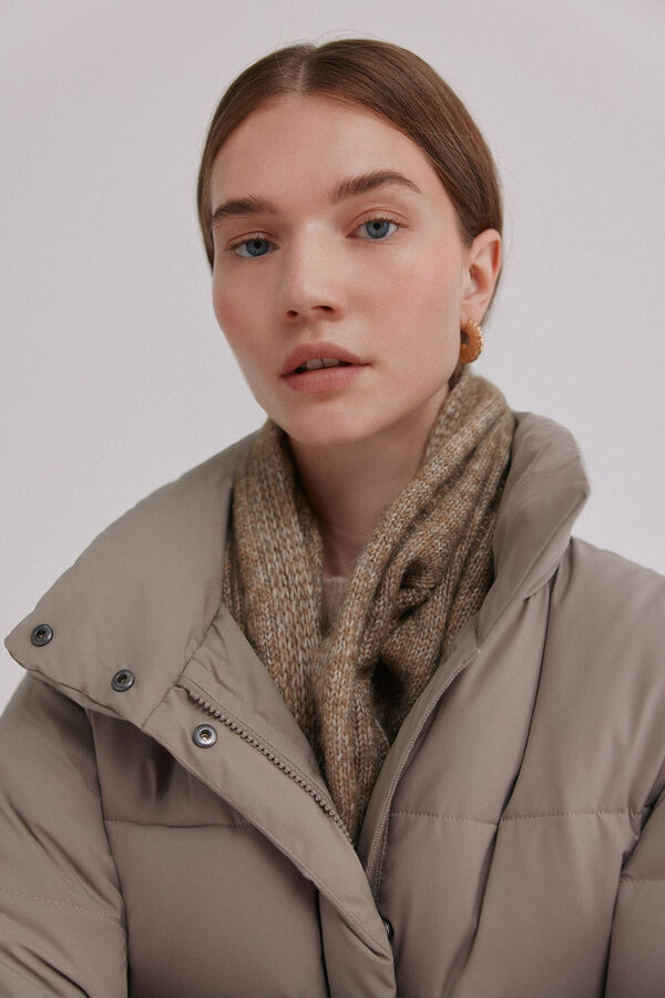 Hoss Intropia Dulia. Deportiva acolchada Kaki