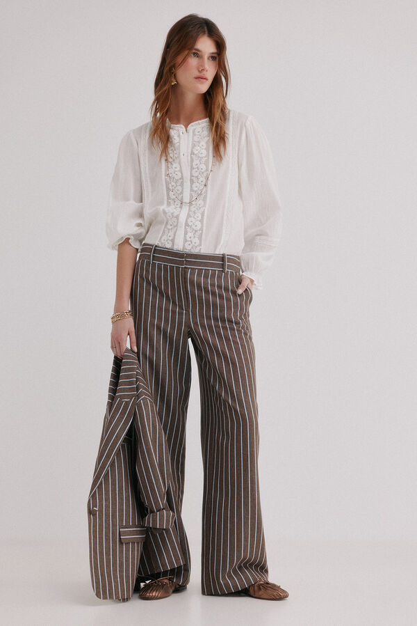 Hoss Intropia P&iacute;a. Pantalones de rayas Marron oscuro