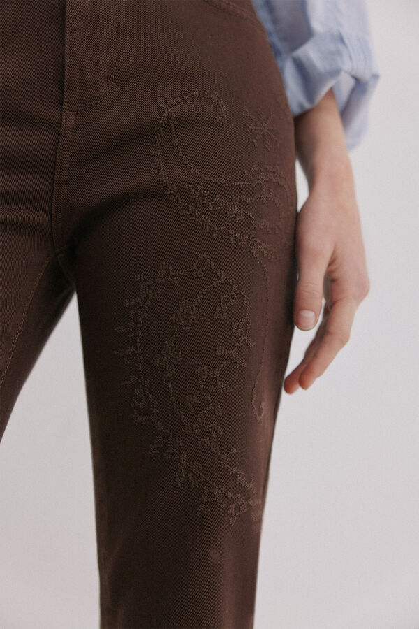 Hoss Intropia Bela. Vaqueros corte bootcut Marron oscuro