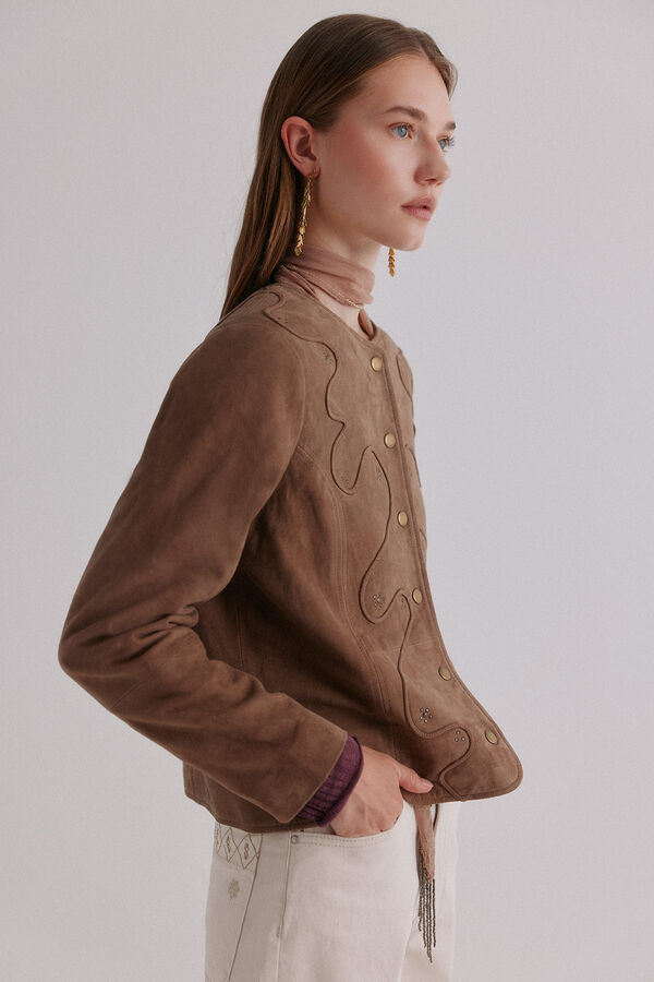 Hoss Intropia Zia. Chaqueta con tachuelas Kaki