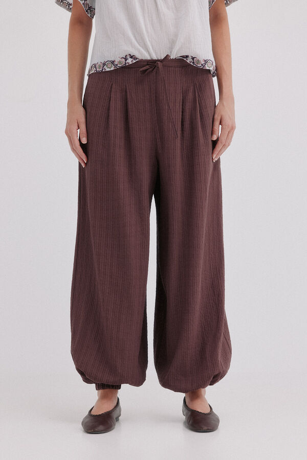 Hoss Intropia Phoebe. Pantal&oacute;n bombacho Marron