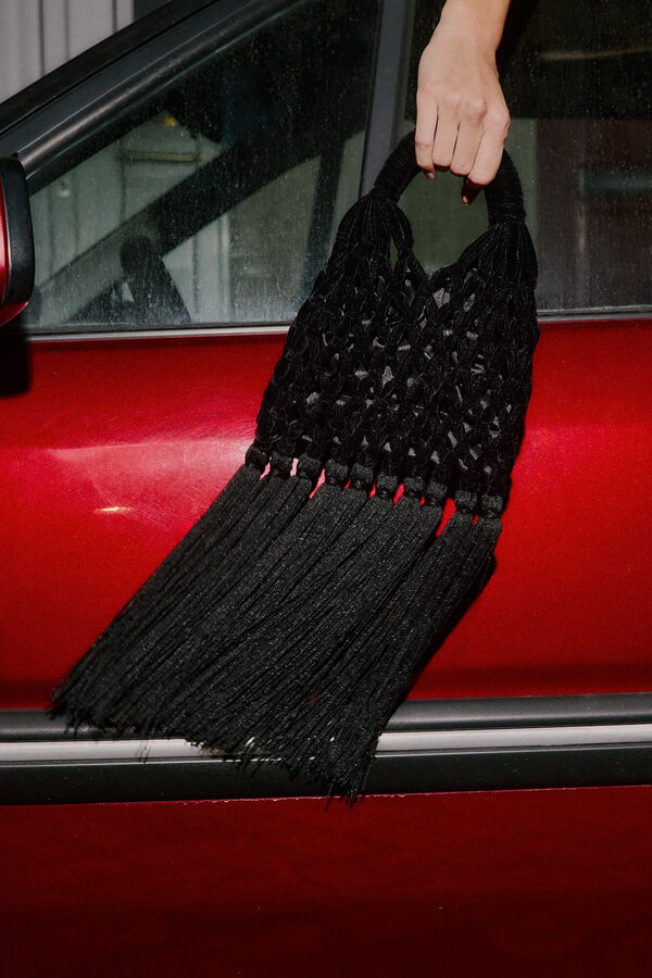 Hoss Intropia Naroa. Bolso de crochet de terciopelo Negro