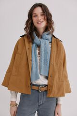 Hoss Intropia Delma. Deportiva tipo capa Amarillo