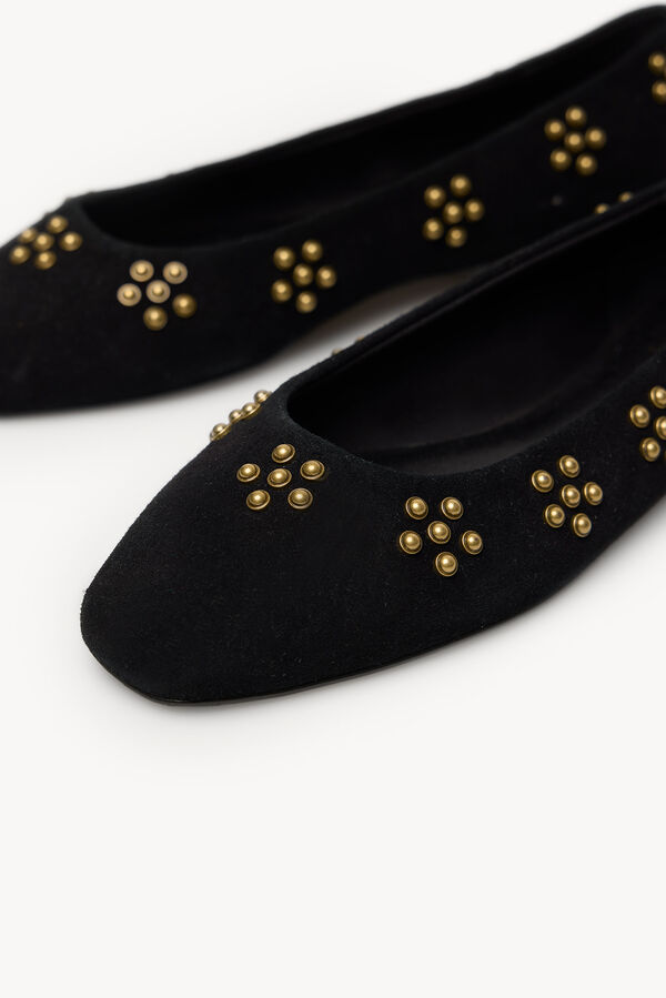 Hoss Intropia Maitane. Bailarinas de serraje con tachas Negro