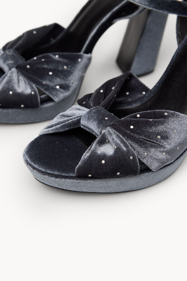 Hoss Intropia Maia. Sandalia tac&oacute;n terciopelo Gris