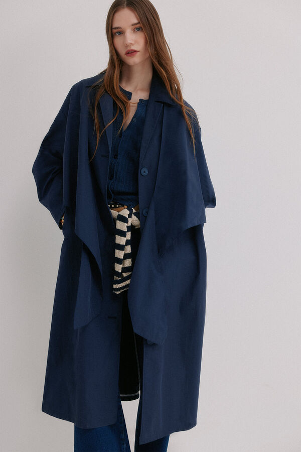 Hoss Intropia Darelle. Gabardina con lazada Azul marino