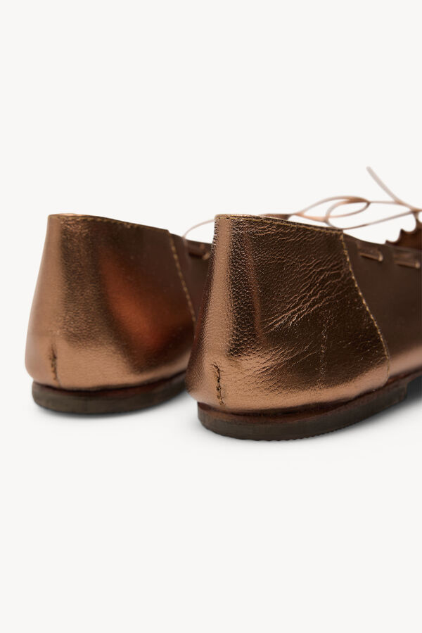 Hoss Intropia Maite. Bailarina de piel fruncida Arena