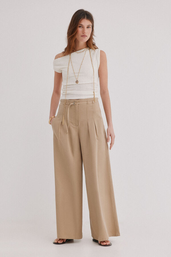 Hoss Intropia Mar&iacute;a. Camiseta asim&eacute;trica Beige