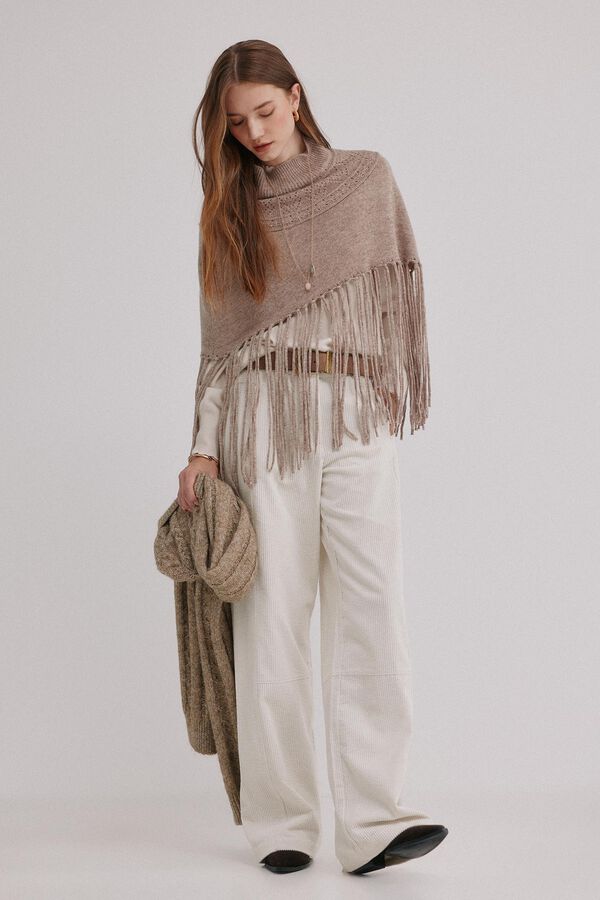 Hoss Intropia Marta. Capa flecos de tricot Beige