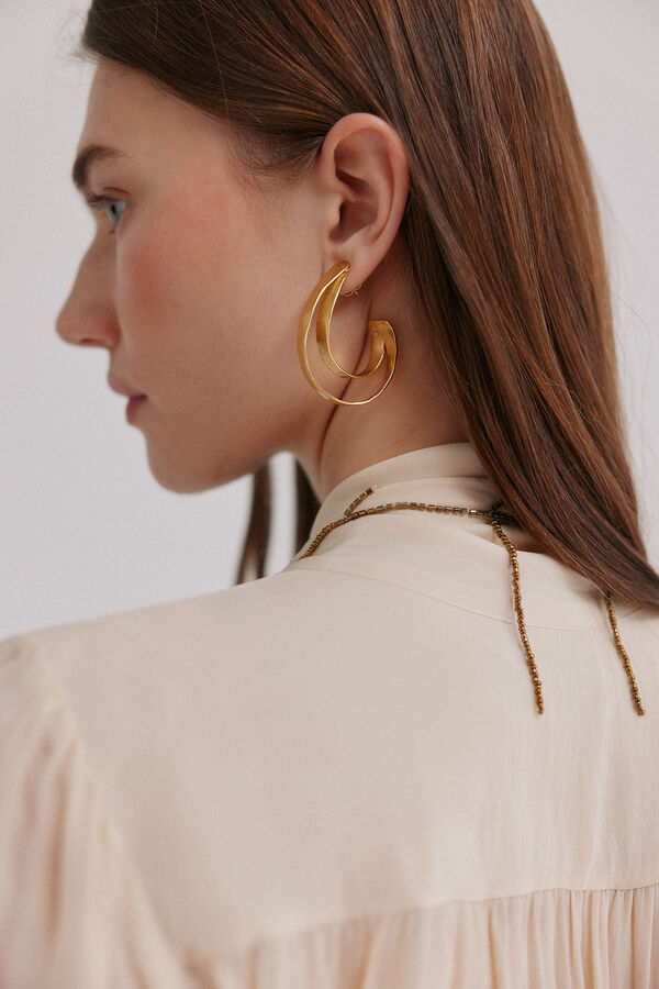 Hoss Intropia Carrie. Blusa con lazada Marfil