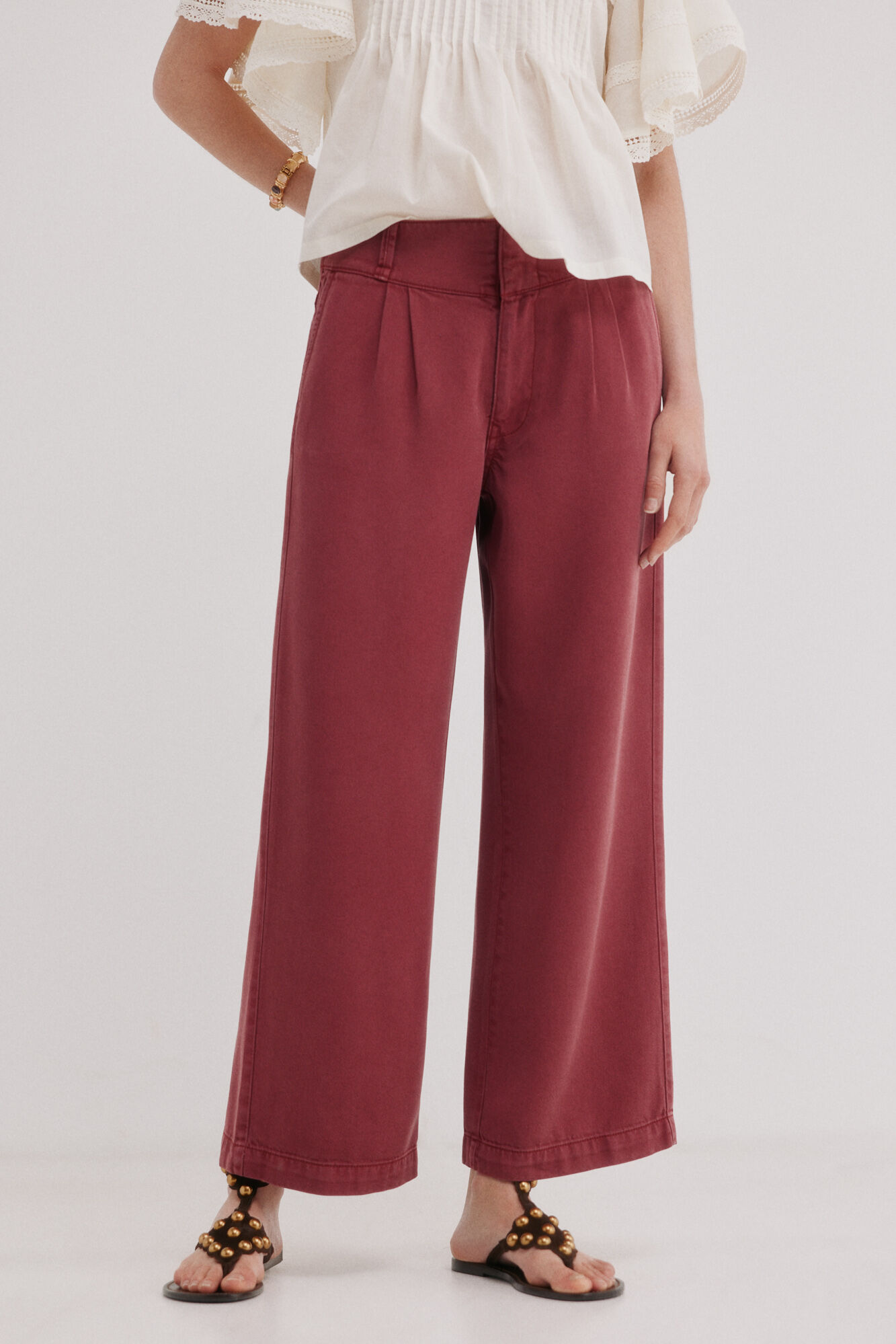 Hoss Intropia Paris. Pantal&oacute;n flu&iacute;do