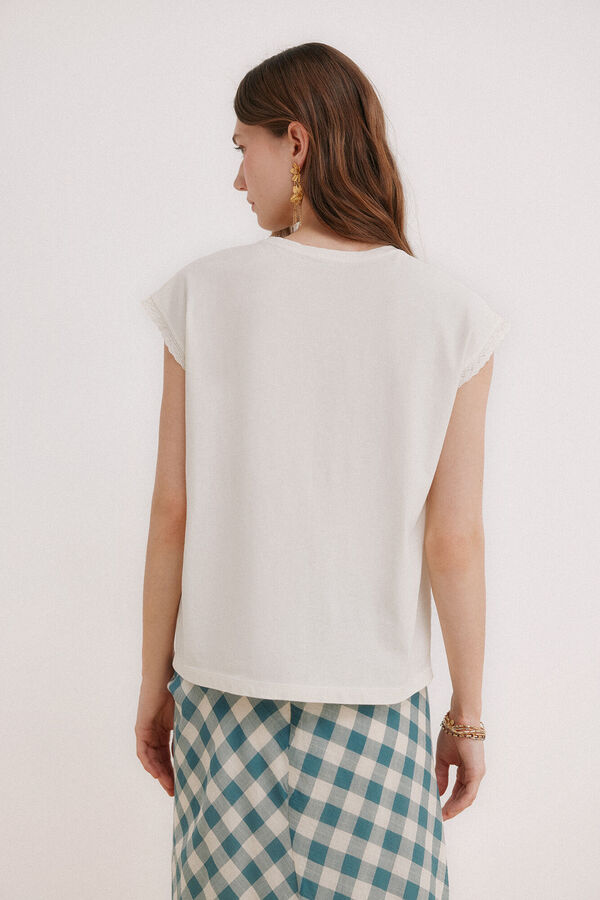 Hoss Intropia Momo. Camiseta lavada Beige
