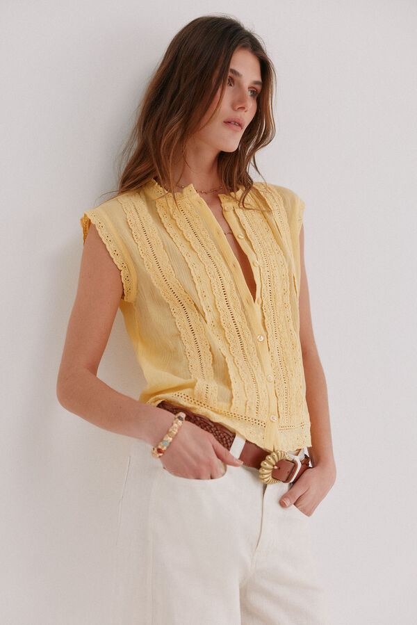 Hoss Intropia Cora. Blusa encajes Amarillo