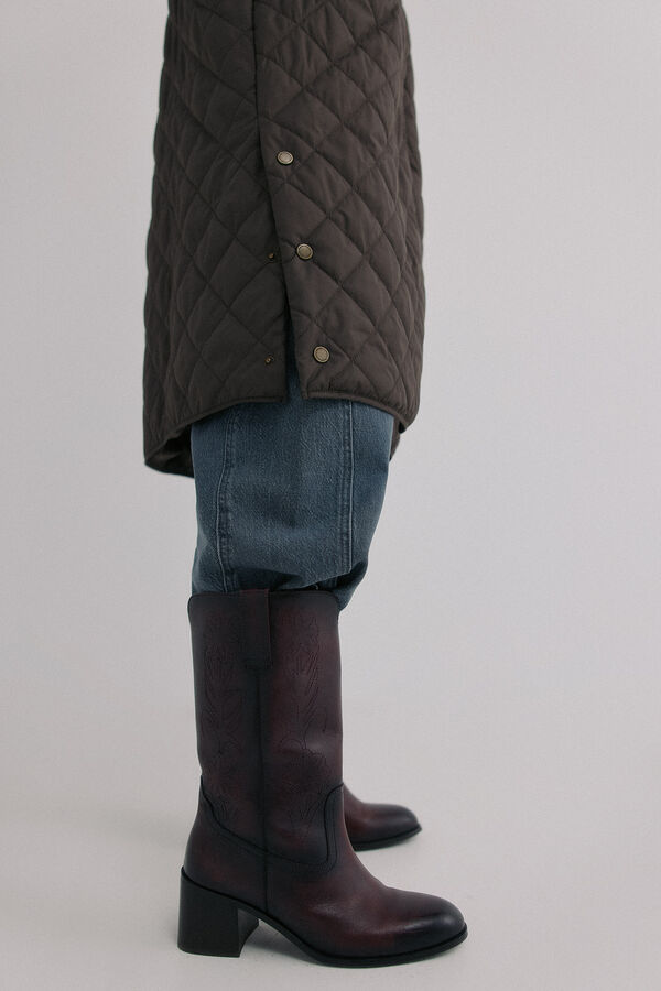 Hoss Intropia Dalila. Deportiva acolchada Marron