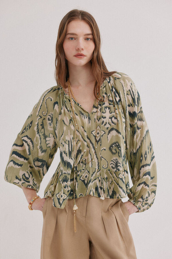 Hoss Intropia Camer&oacute;n. Blusa estampada Kaki