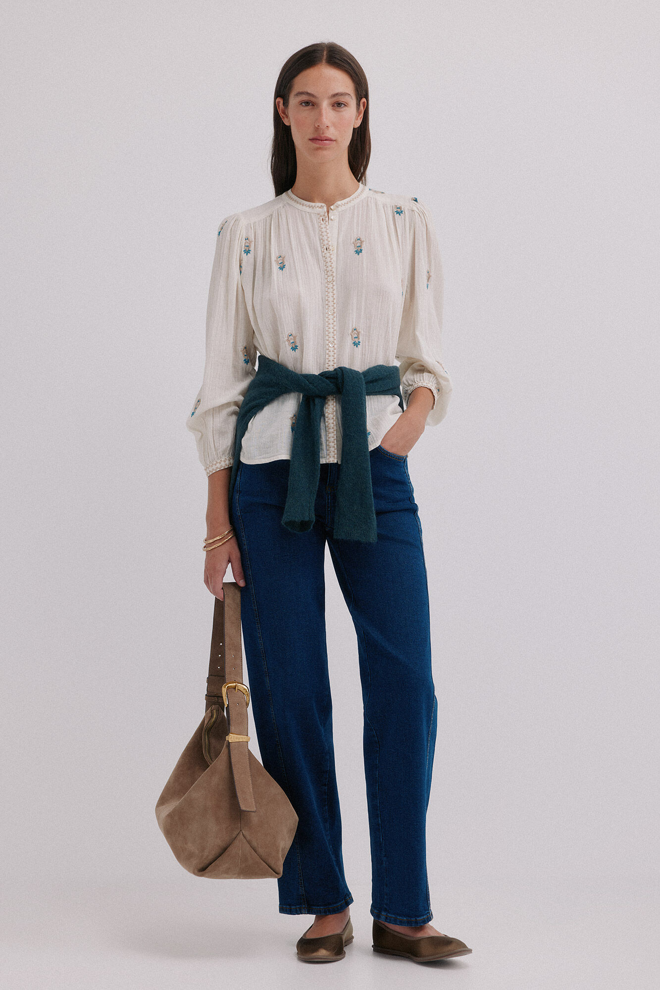 Hoss Intropia Carine. Blusa bordada