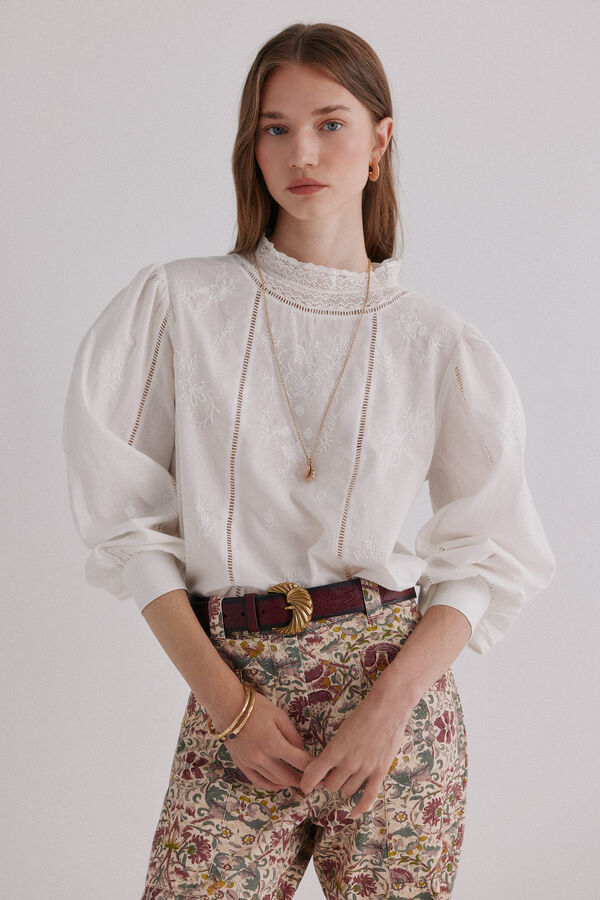 Hoss Intropia Cassia. Blusa rom&aacute;ntica Marfil