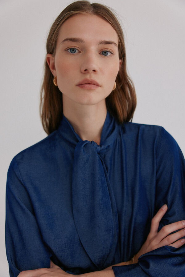 Hoss Intropia Graciela. Blusa con detalle nudo Azul marino