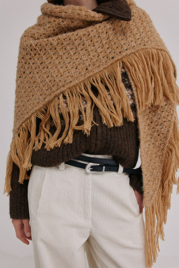 Hoss Intropia Nieves. Chal calado de flecos Dorado