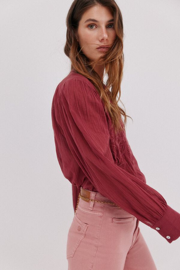 Hoss Intropia C&oacute;sima. Blusa bordados florales Rosa