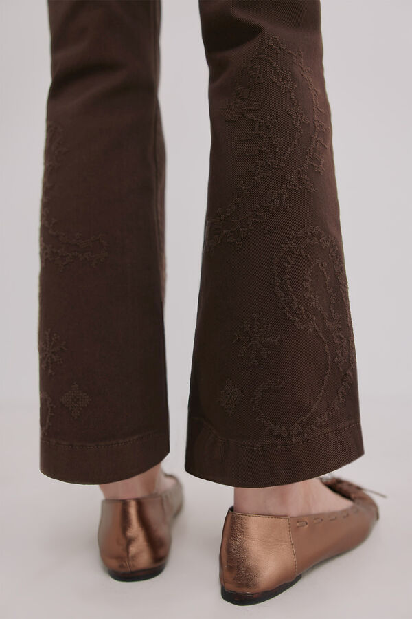 Hoss Intropia Bela. Vaqueros corte bootcut Marron oscuro