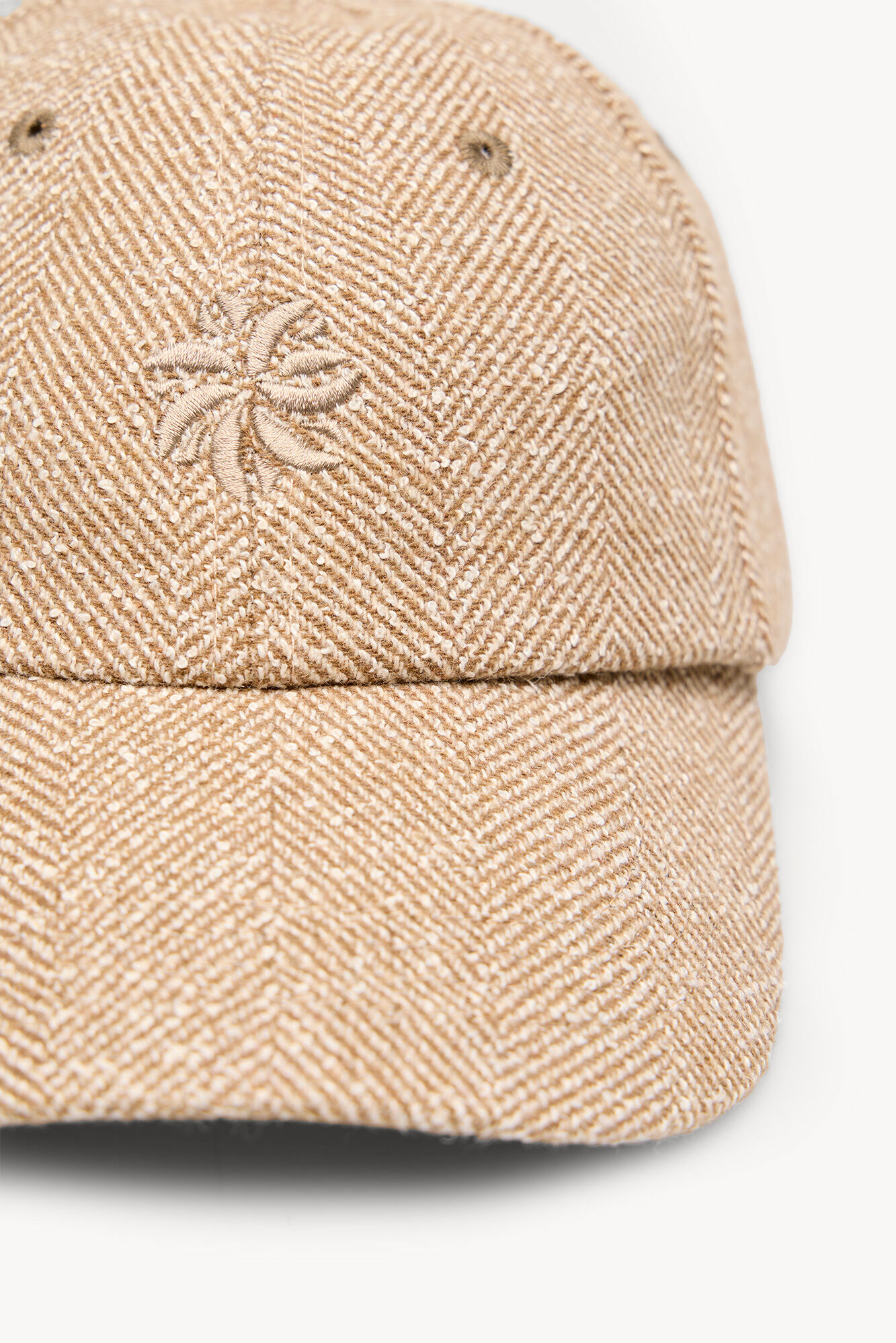 Hoss Intropia Luna. Gorra logo bordado