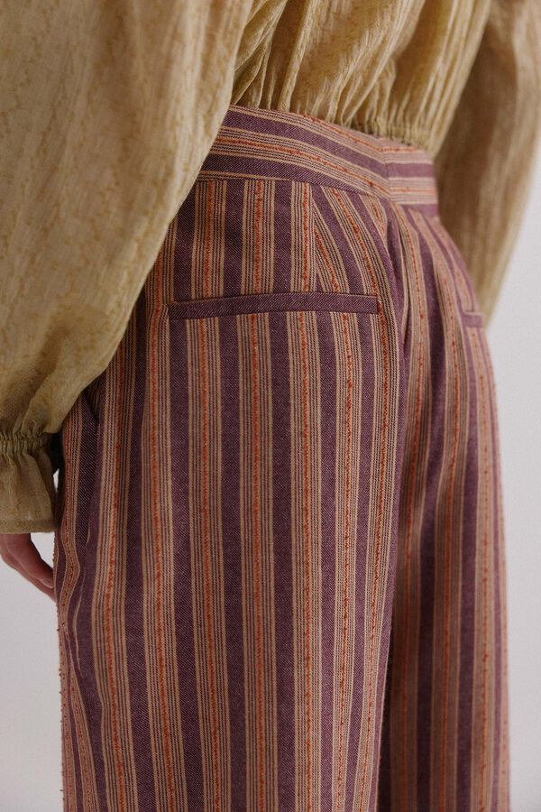 Hoss Intropia Phoebe. Pantal&oacute;n a rayas Lila