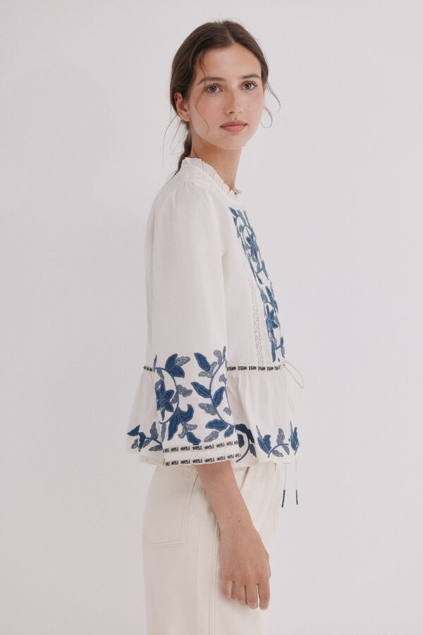 Hoss Intropia Cordelia. Blusa bordados Marfil