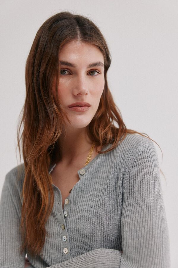 Hoss Intropia In&eacute;s. Top de punto canal&eacute; Gris