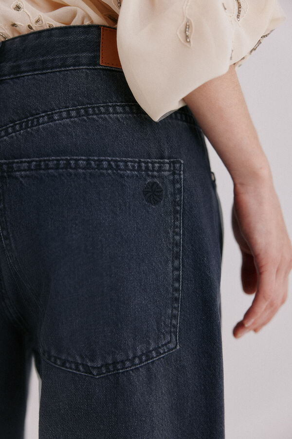 Hoss Intropia Beatrice. Vaqueros de corte recto Gris