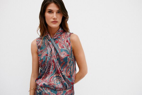 Hoss Intropia Gadea. Top halter estampado Multicolor