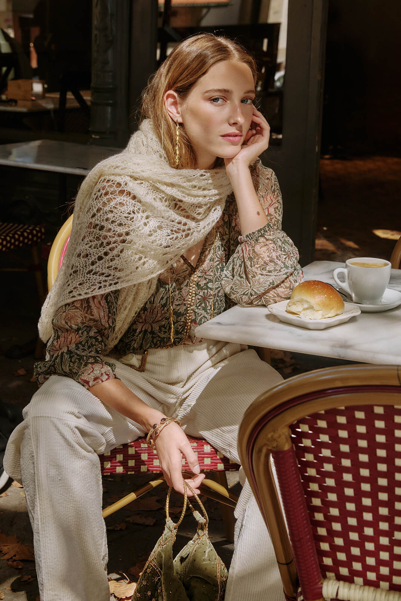 Hoss Intropia Marta. Capa flecos de tricot